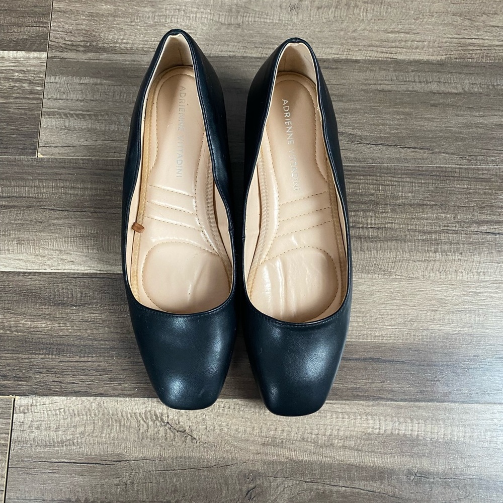 Adrienne Vittadini Black Leather Flats